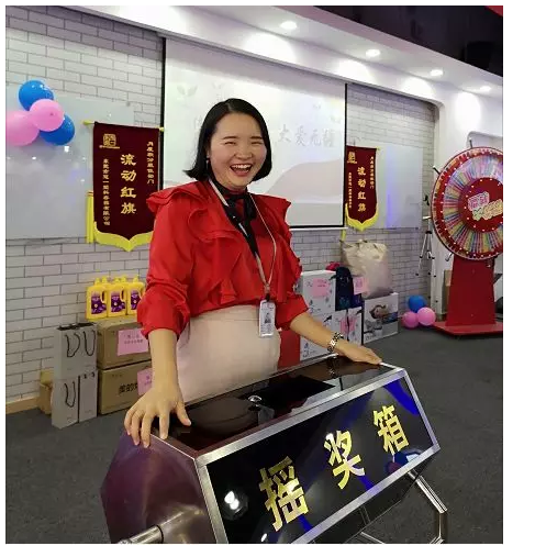 �|ݸ��һ�옷��(hu��)�h��Ƭ4